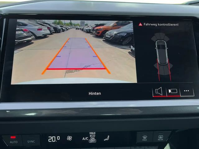 Audi Q4 e-tron S-Line