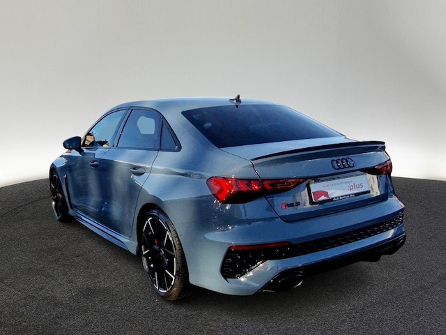 Audi RS3 Quattro S-Tronic Sedan