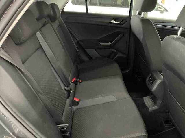 Volkswagen T-Roc T-ROC 1.0    CL   BT085 TSIM6F