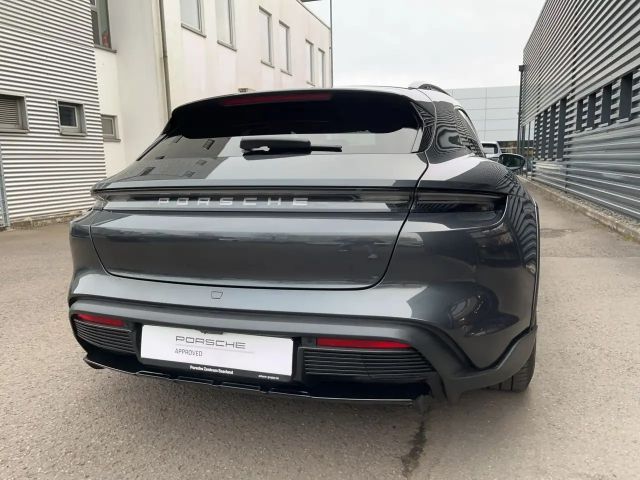 Porsche Taycan 4 Cross Turismo