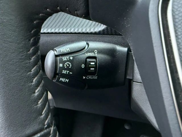 Peugeot 2008 Active Pack