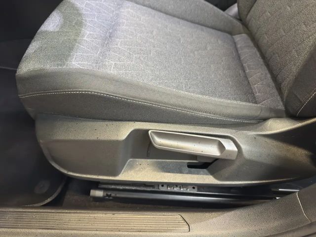 Volkswagen Golf 1.5 TSI Move Variant