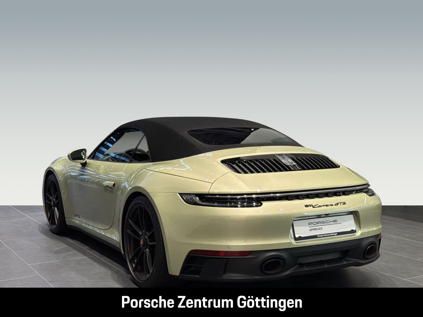 Porsche 911 992 Cabriolet Carrera GTS