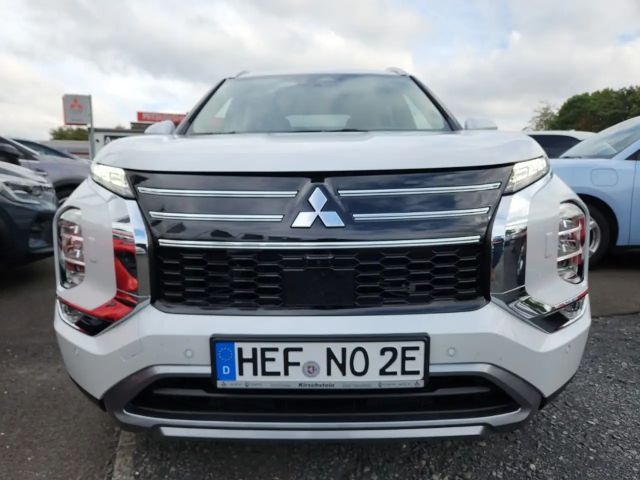 Mitsubishi Outlander 4WD