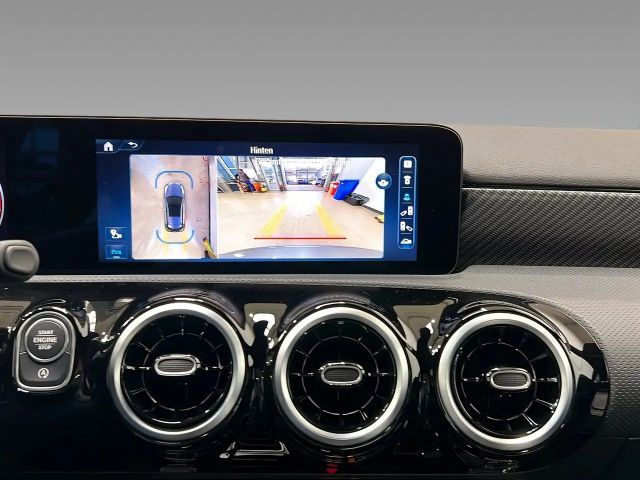 Mercedes-Benz A 220 4MATIC Progressive