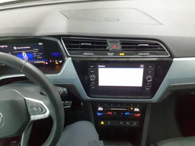 Volkswagen Touran 1.5 TSI DSG IQ.Drive