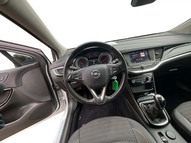 Opel Astra 1.2 Turbo Sports Tourer Turbo