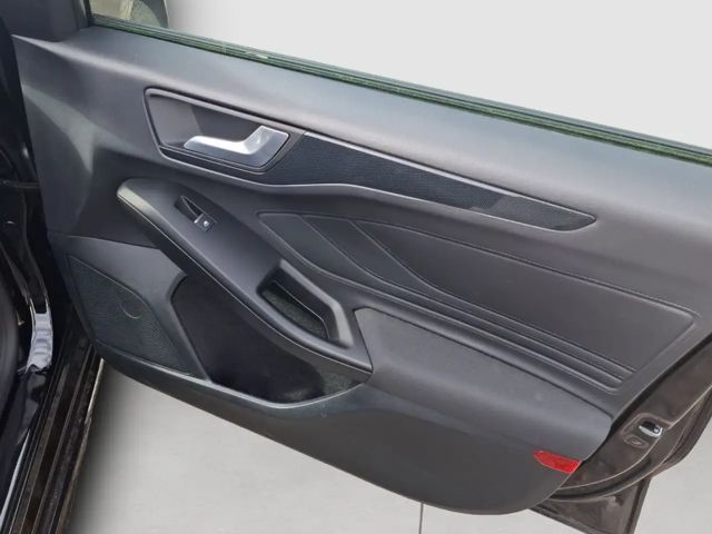 Ford Focus ST Line Wagon