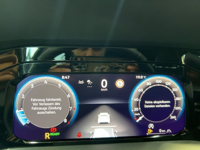 Volkswagen Golf 1.5 eTSI DSG