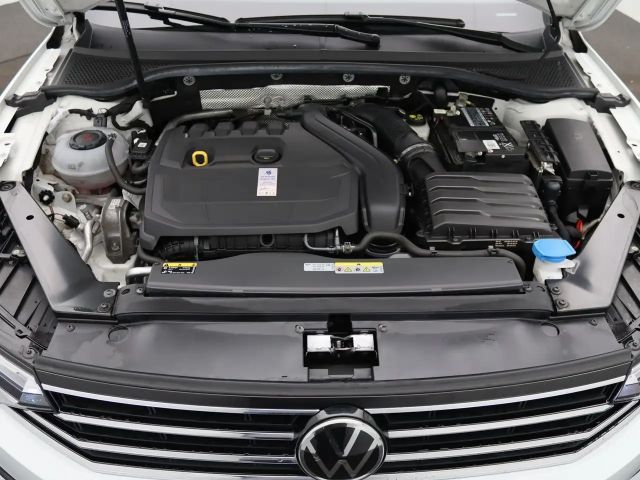 Volkswagen Passat 1.5 TSI Business DSG Variant