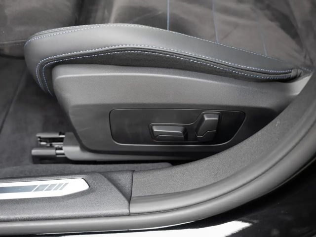 BMW 120 120d M-Sport Sedan