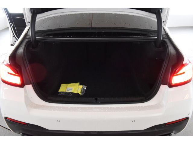 BMW 540 540i Sedan xDrive