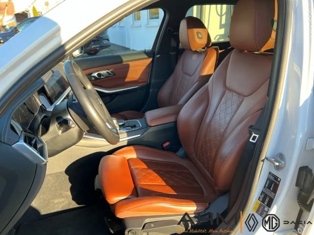 BMW 330 330e Luxury Line Touring