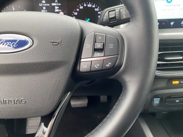 Ford Focus EcoBoost Titanium Wagon