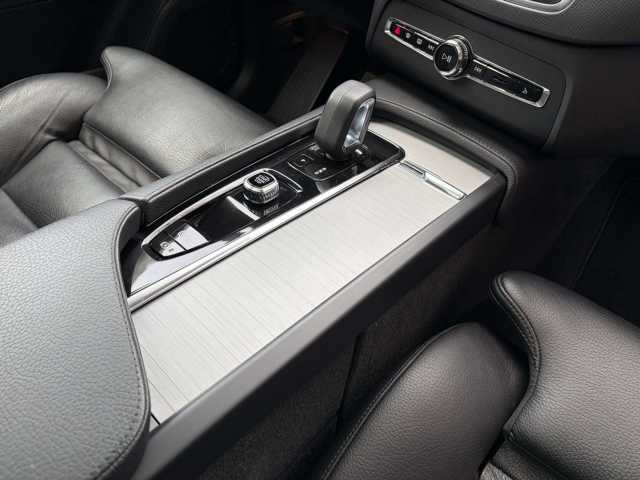 Volvo XC90 AWD Recharge T8