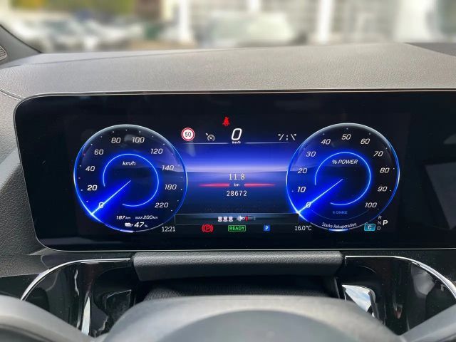 Mercedes-Benz EQA 300 4MATIC AMG Line