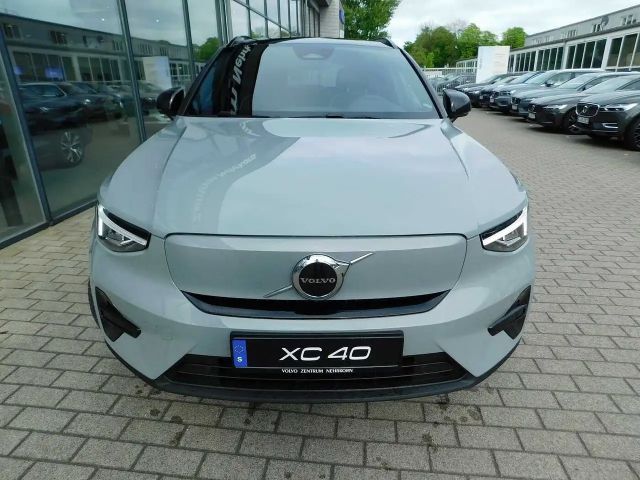 Volvo XC40 Plus Recharge Twin Engine