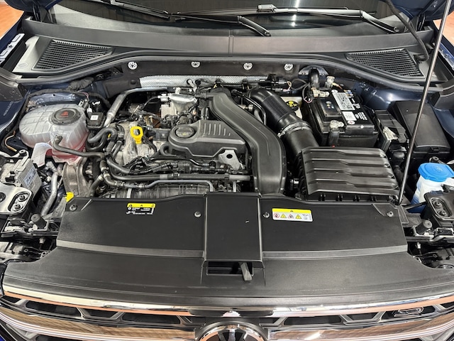 Volkswagen T-Roc 1.5 TSI DSG IQ.Drive R-Line