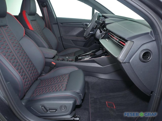 Audi RS3 Quattro S-Tronic Sedan