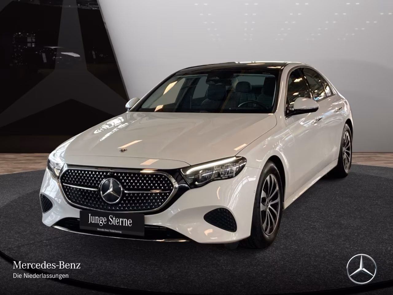 Mercedes-Benz E 220 AVANTGARDE E 220 d Sedan