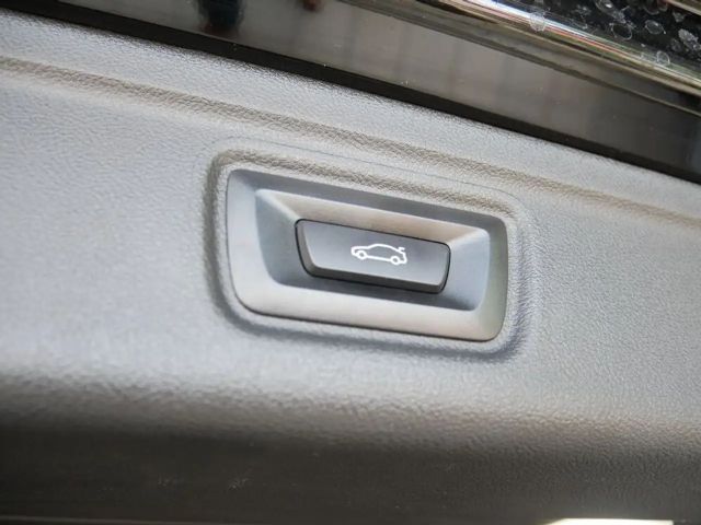 BMW 320 320d M-Sport xDrive