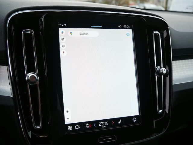 Volvo XC40 Dark Plus