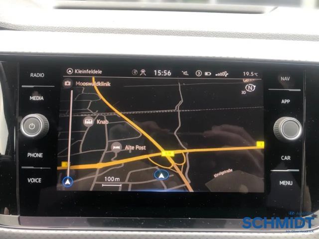 Volkswagen T-Cross 1.0 Navi 2-Zonenklima ACC SHZ Rückfahrkamera PDC A