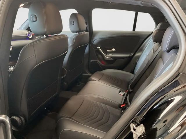 Mercedes-Benz CLA 200 CLA