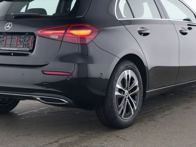 Mercedes-Benz A 180 Progressive