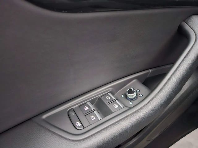 Audi A4 40 TDI Avant Quattro S-Line S-Tronic