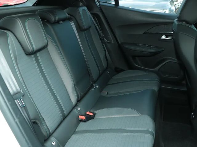 Peugeot E-2008 Active Pack