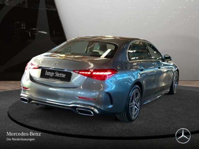 Mercedes-Benz C 200 AMG Line Sedan