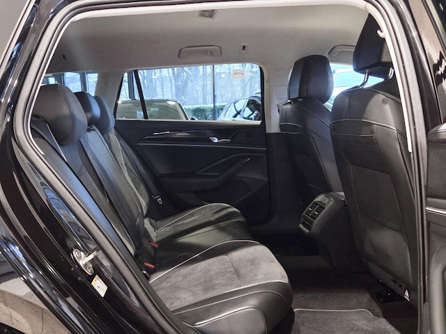 Volkswagen Passat 1.5 eTSI DSG Variant