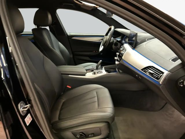 BMW 530 530e Touring