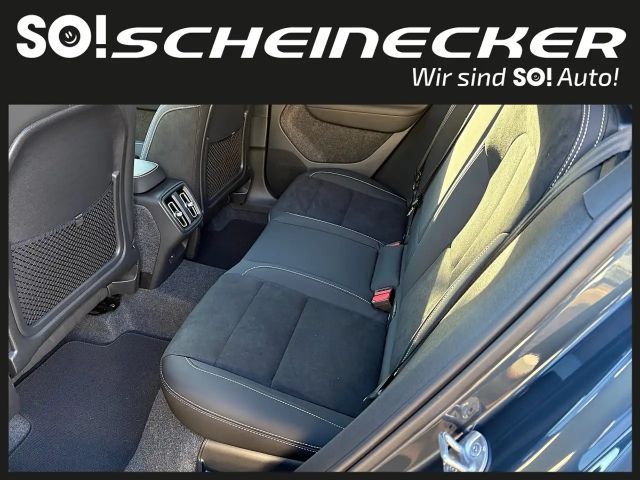 Volvo XC40 Dark Plus