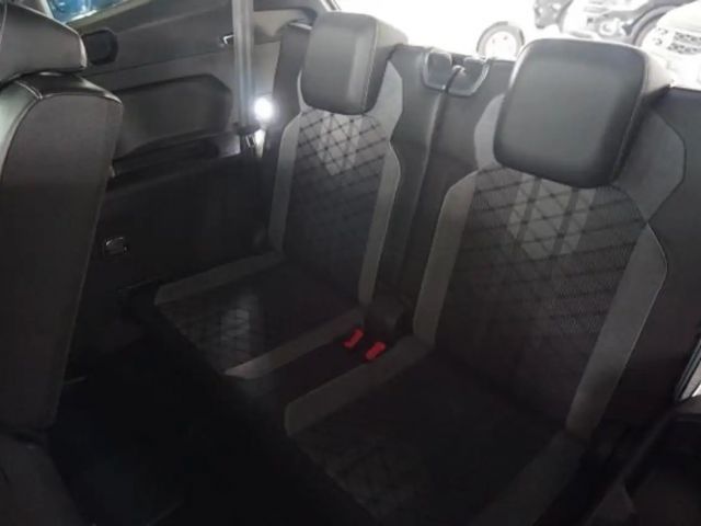 Volkswagen Tiguan Allspace R-Line