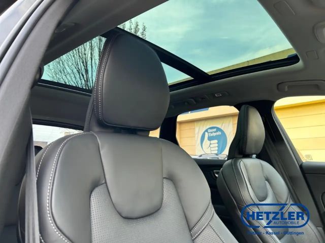 Volvo XC60 AWD Dark Ultra