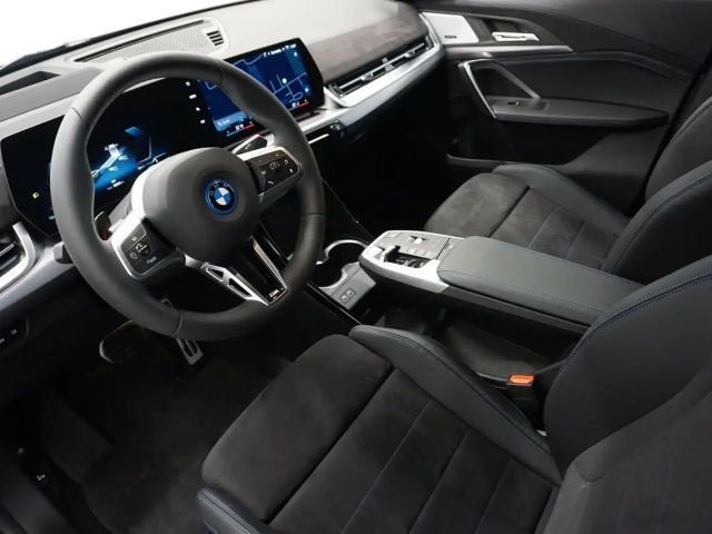 BMW iX2 eDrive20