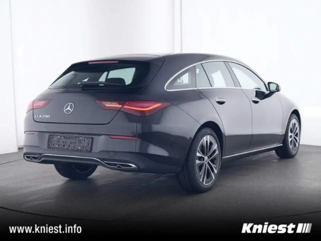 Mercedes-Benz CLA 200 Coupé Progressive