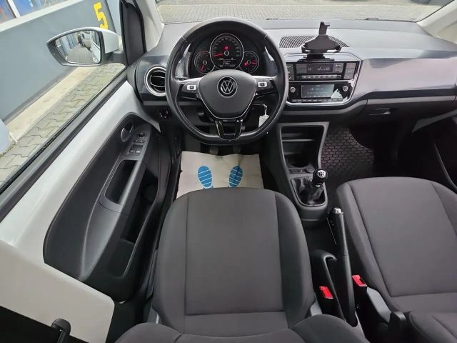 Volkswagen up! 1.0 MPI
