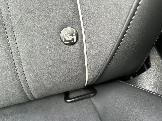 Volkswagen Passat 1.5 eTSI Business Variant