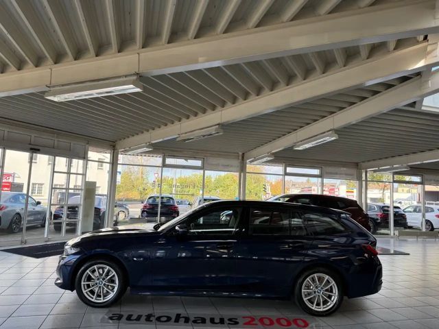 BMW 320 320e Touring