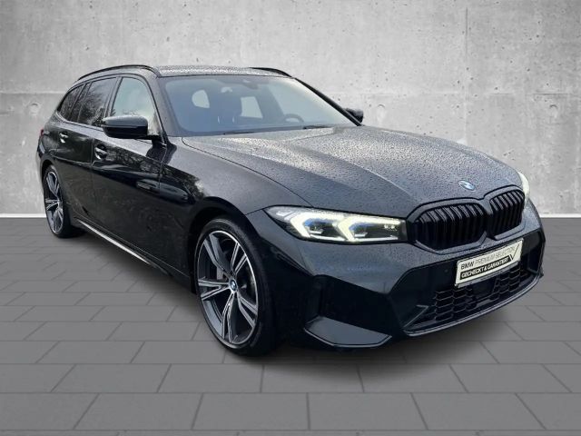 BMW 330 330d M-Sport Touring xDrive