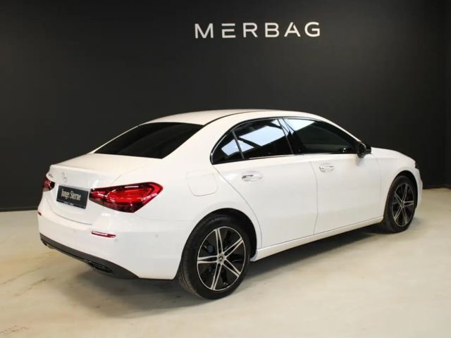 Mercedes-Benz A 250 A 250 e Premium