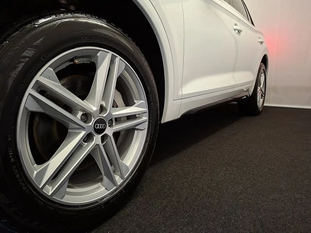 Audi Q5 50 TFSI Hybride Quattro S-Line