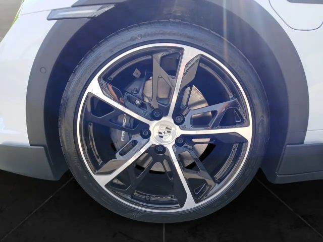 Porsche Taycan 4 Cross Turismo