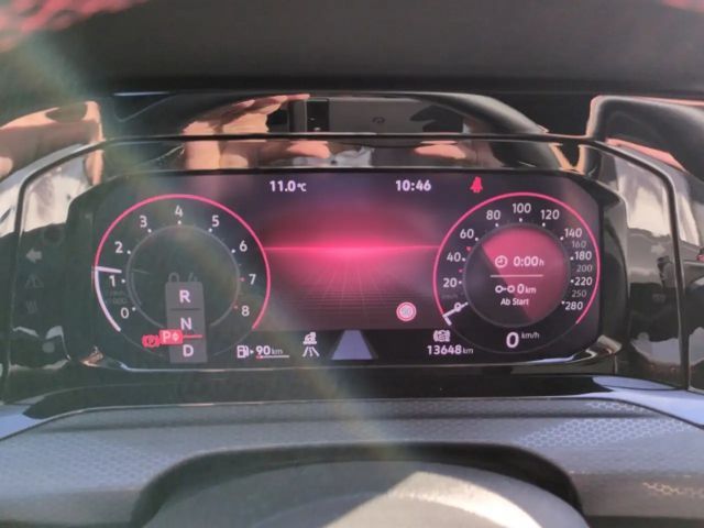 Volkswagen Golf 2.0 TSI DSG Golf VIII