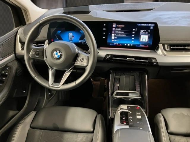 BMW 218 218d Active Tourer Sedan