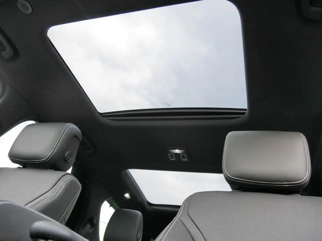 Land Rover Discovery AWD D250 Dynamic SE