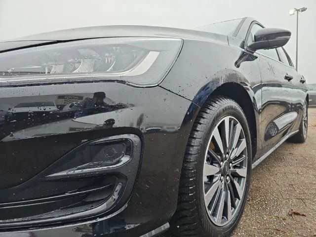 Ford Focus Titanium Wagon